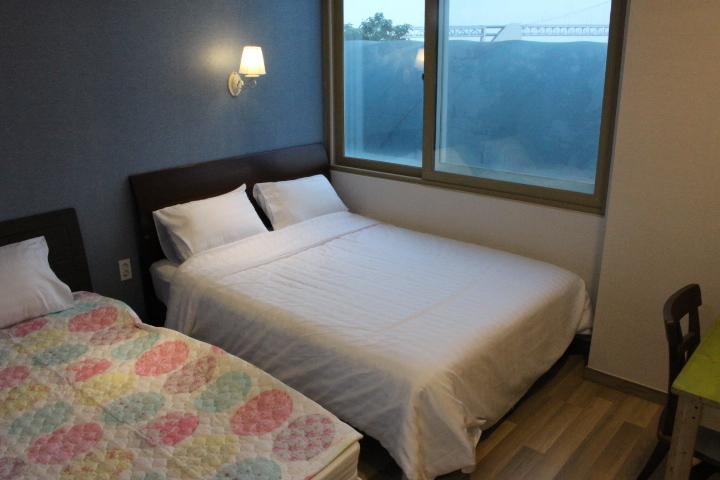 Bexco Hostel B&B Busan Buitenkant foto